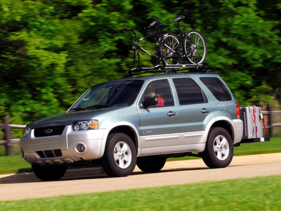  Ford Escape Hybrid 2004 года  (фото 29 из 37)